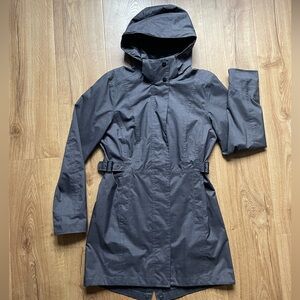The North Face- City Breeze Rain Trench Jacket- Women’s. - Size Small